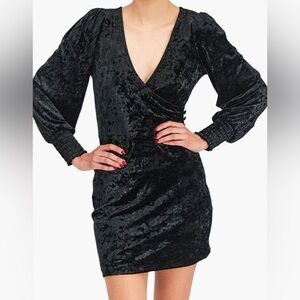 Forever 21 Mini Dress Crushed‎ Velvet Black Whimsigoth Party Holiday V-neck Sz L